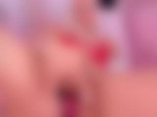 Live cam show with Shelynna - Blonde Hair Shaved Pussy on Cam Slut