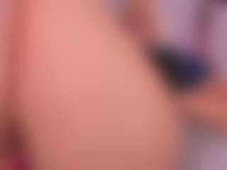 Live cam show with Shelynna - Erotic Dance on Camsoda