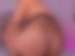 Live cam show with Shelynna - Flashing on Sweet Sext