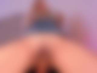 Live cam show with Shelynna - Spank on ObeyMaria