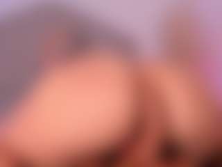 Live cam show with Shelynna - Ahegao on Latina Girls