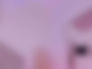 Live cam show with Shelynna - Blonde Hair HD on friskycurves.com