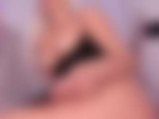 Live cam show with Shelynna - Blonde Hair on Lustler