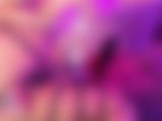 Show di cam dal vivo con AliceRoys - BBW su Camsoda