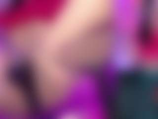 Live cam show with AliceRoys - BBW on Camsoda