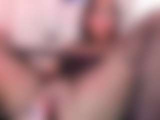 AliceRoys's Live Sex Cam Show