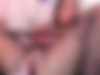 Live cam show with AliceRoys - Striptease on numayanayam.club