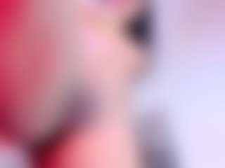 Live cam show with AliceRoys - Fingers on xfollow cams