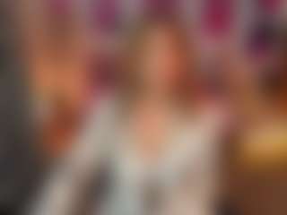 Live cam show with anniesweet01 - Skinny on Camversity