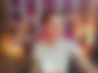 Live cam show with anniesweet01 - Smoking on TeamSkeetLive