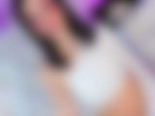 Live cam show with Cattleya-White - Big Balls on Camsoda
