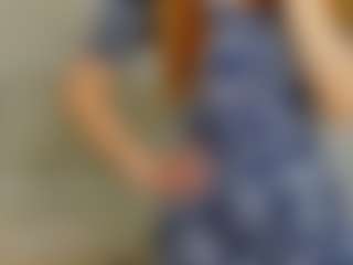 Live cam show with Eva-LewisValley - College on studioflirtlive.com