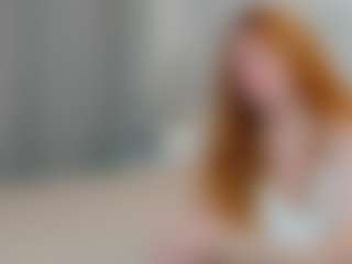 Live cam show with Eva-LewisValley - College on SquirtSoMuch