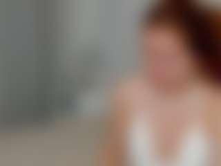 Live cam show with Eva-LewisValley - Red Hair on SpunkLive