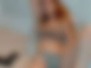 Live cam show with Eva-LewisValley - Cosplay on Pornisteam.com