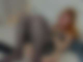 Live cam show with Eva-LewisValley - Cosplay on crypto-cams