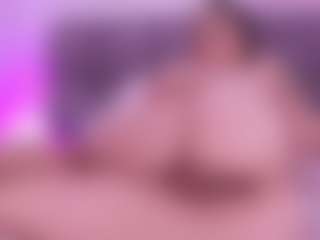 Live cam show with karli-sw - Average on nudelive.tv