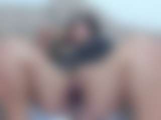 Live cam show with Miah Collings - Brown Hair on sexytreat.net