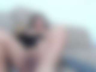 Live cam show with Miah Collings - Brown Hair on Sex Cam Show