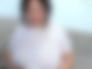 Live cam show with Miah Collings - Hairy Pussy Brown Hair on makecum.org