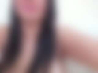 Live cam show with Miah Collings - Colombia on Fling VIP Chat