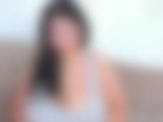 Live cam show with Miah Collings - Bedroom Brown Hair on Uber Horny