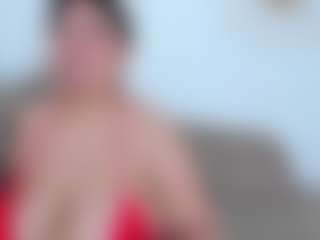 Live cam show with Miah Collings - Camel Toe on slutload