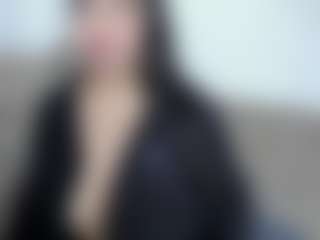 Live cam show with Miah Collings - Camel Toe on Lustler