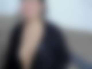 Live cam show with Miah Collings - Body Massage on hotwifechat.live