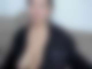 Live cam show with Miah Collings - Ass Clapping on boobsie.com