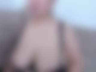 Miah Collings's Live Sex Cam Show