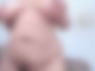 Live cam show with Miah Collings - Body Massage on crypto-cams