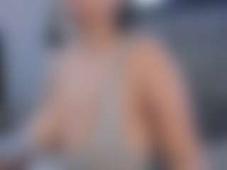 Live cam show with Miah Collings - Hairy Pussy on LiveSexCams6