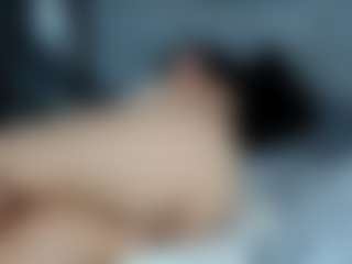 Live cam show with Miah Collings - Camel Toe on Camiplay Live