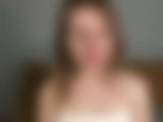 Live cam show with MiaxLust - Upskirt on Cam Slut