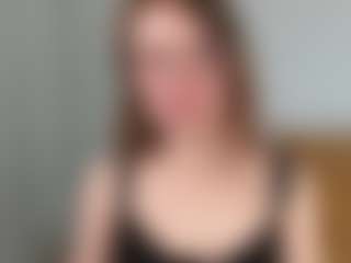 Live cam show with MiaxLust - Blondie on madthumbs