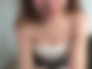 Live cam show with MiaxLust - Foot Fetish on livesuperchat.net