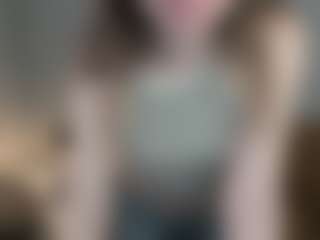 Live cam show with MiaxLust - Blonde Hair on Camsoda.co