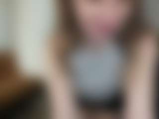Live cam show with MiaxLust - Blonde Hair Fetish on liverealitysex.com
