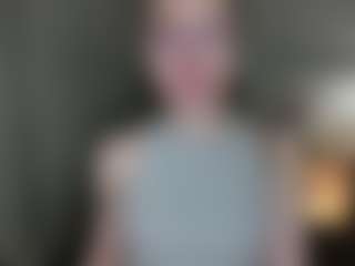 MiaxLust's Live Sex Cam Show