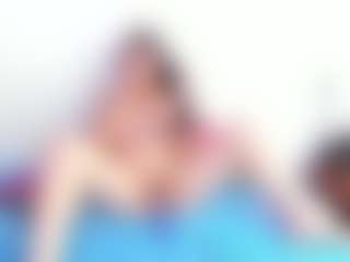 Live cam show with scarlett40 - MILF on parknlotfishbdy