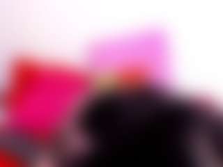 scarlett40 MILF webcam performer live streaming
