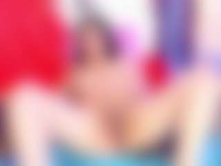 Live cam show with scarlett40 - Facial on Camsoda