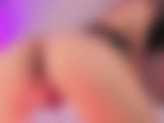 Live cam show with Sky Rose - Moaning on Chatstar