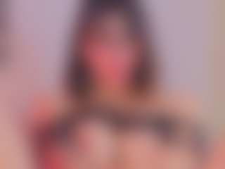 Live cam show with Sky Rose - Sexy on fapnchat