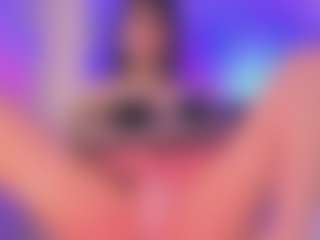 Live cam show with Sky Rose - BBW College on SxyPornLive