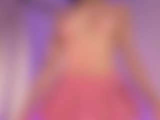 Live cam show with Sky Rose - Shaved Pussy on Camsoda.co