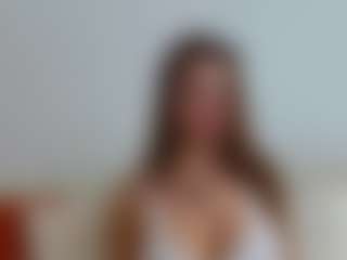 Live cam show with YourGoddessRoxana - Spin on AdultVida.com