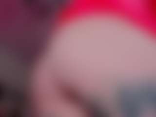 Live cam show with AllieMagic - Bedroom on Camsoda