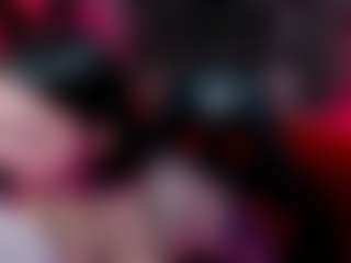 Live-Cam-Show mit AllieMagic - Facial Piercings auf Camsoda